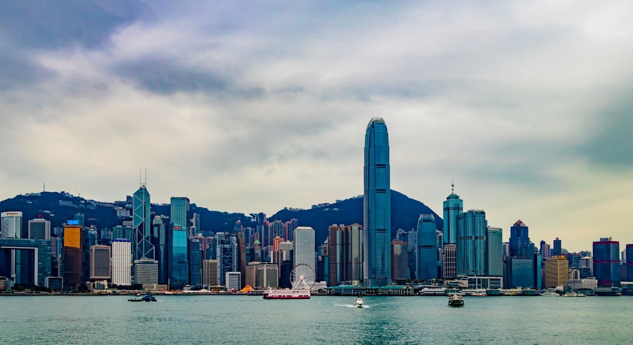 The Ultimate Hong Kong Bucket List: 8 Unmissable Spots