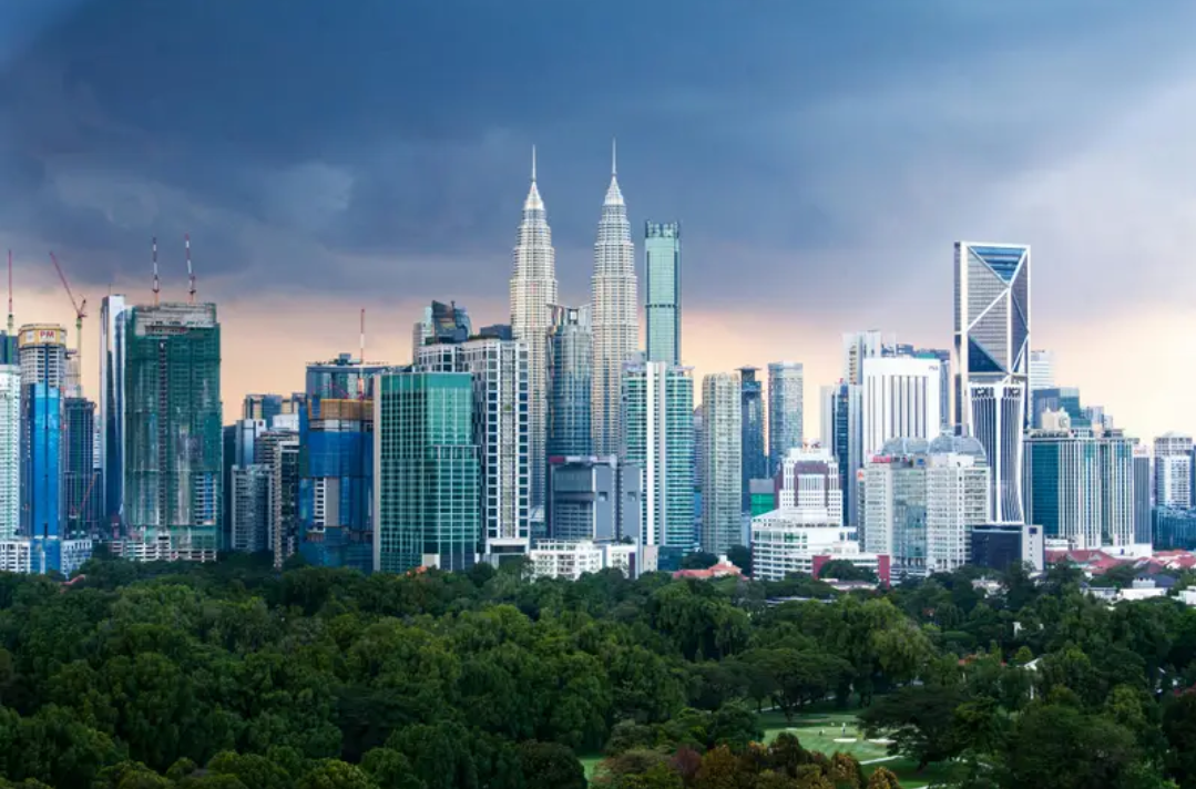 Top 7 Malaysian Attractions Worth Visiting